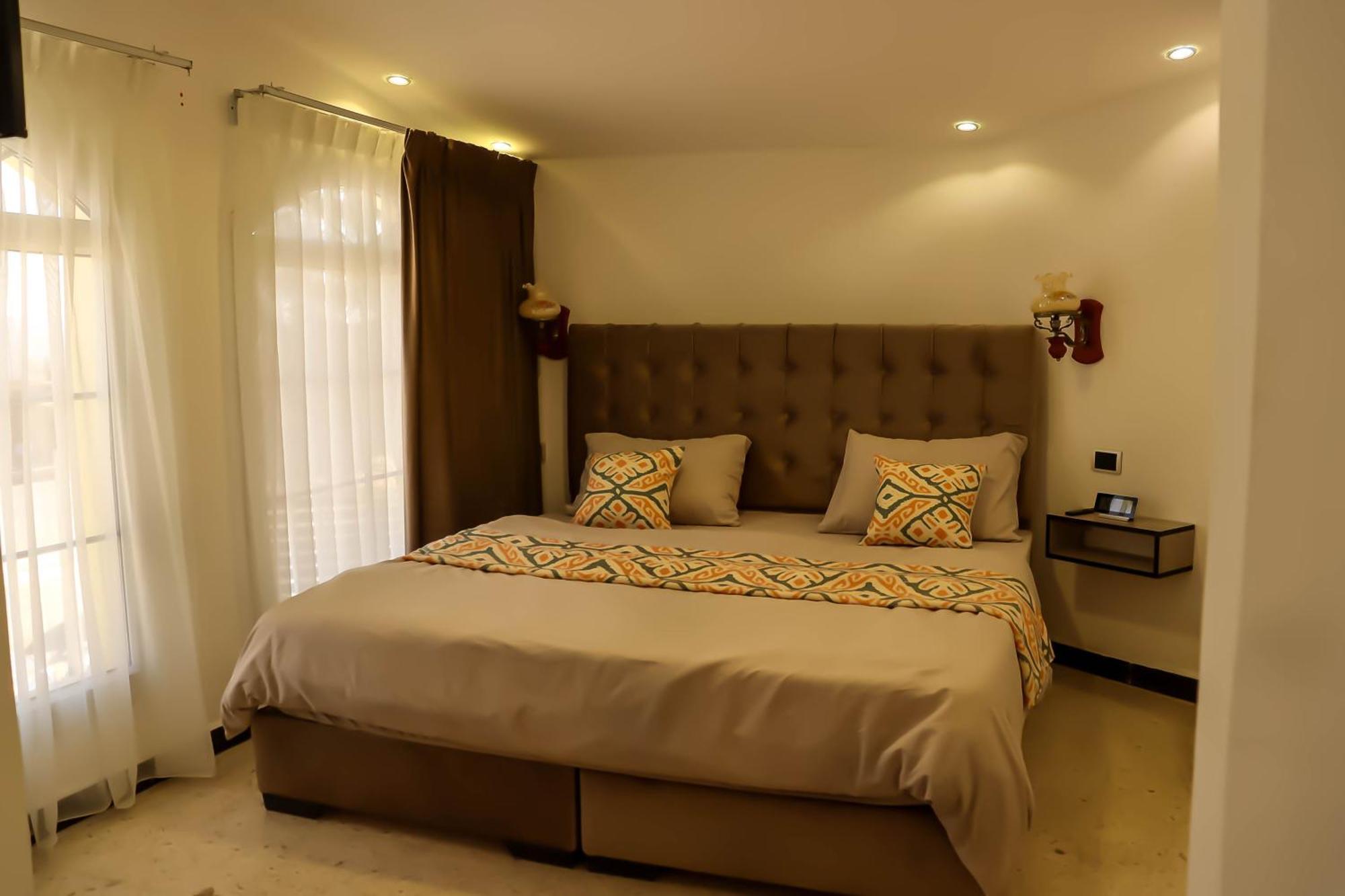 Celestia Boutique Inn - Boutique Stay Overlooking Jerash Ruins Jarash Esterno foto